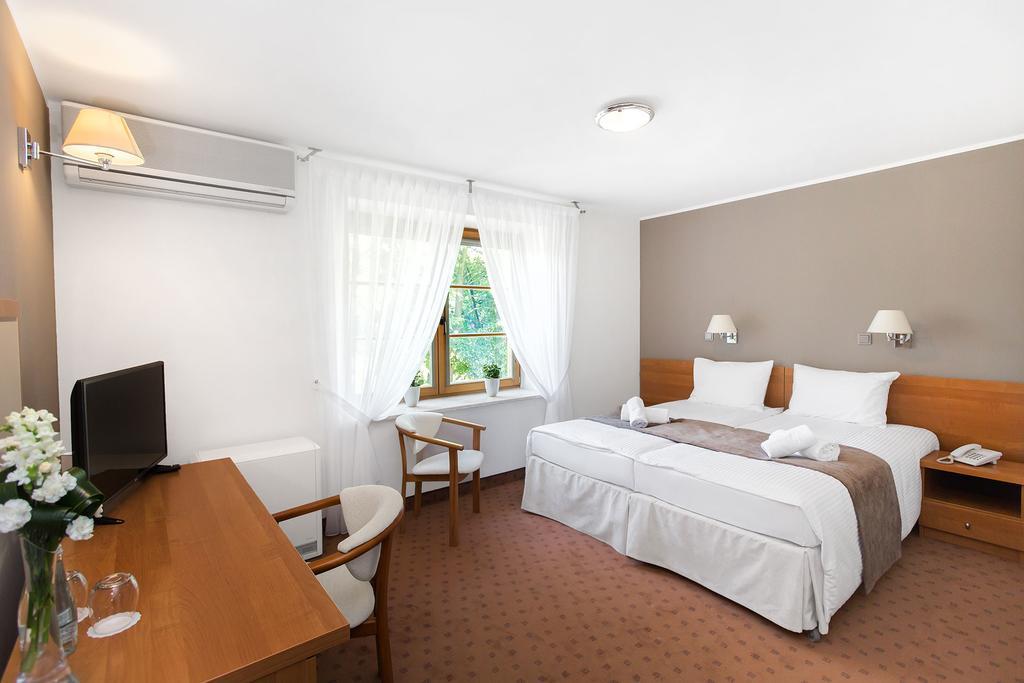 Łąck Hotel Debowa Gora Active & Spa المظهر الخارجي الصورة